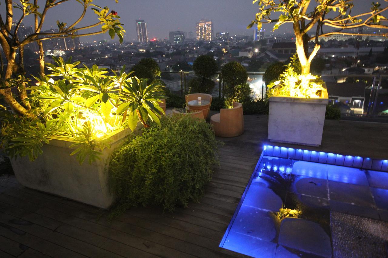 Harvia Suites Kebon Jeruk Jakarta Kültér fotó