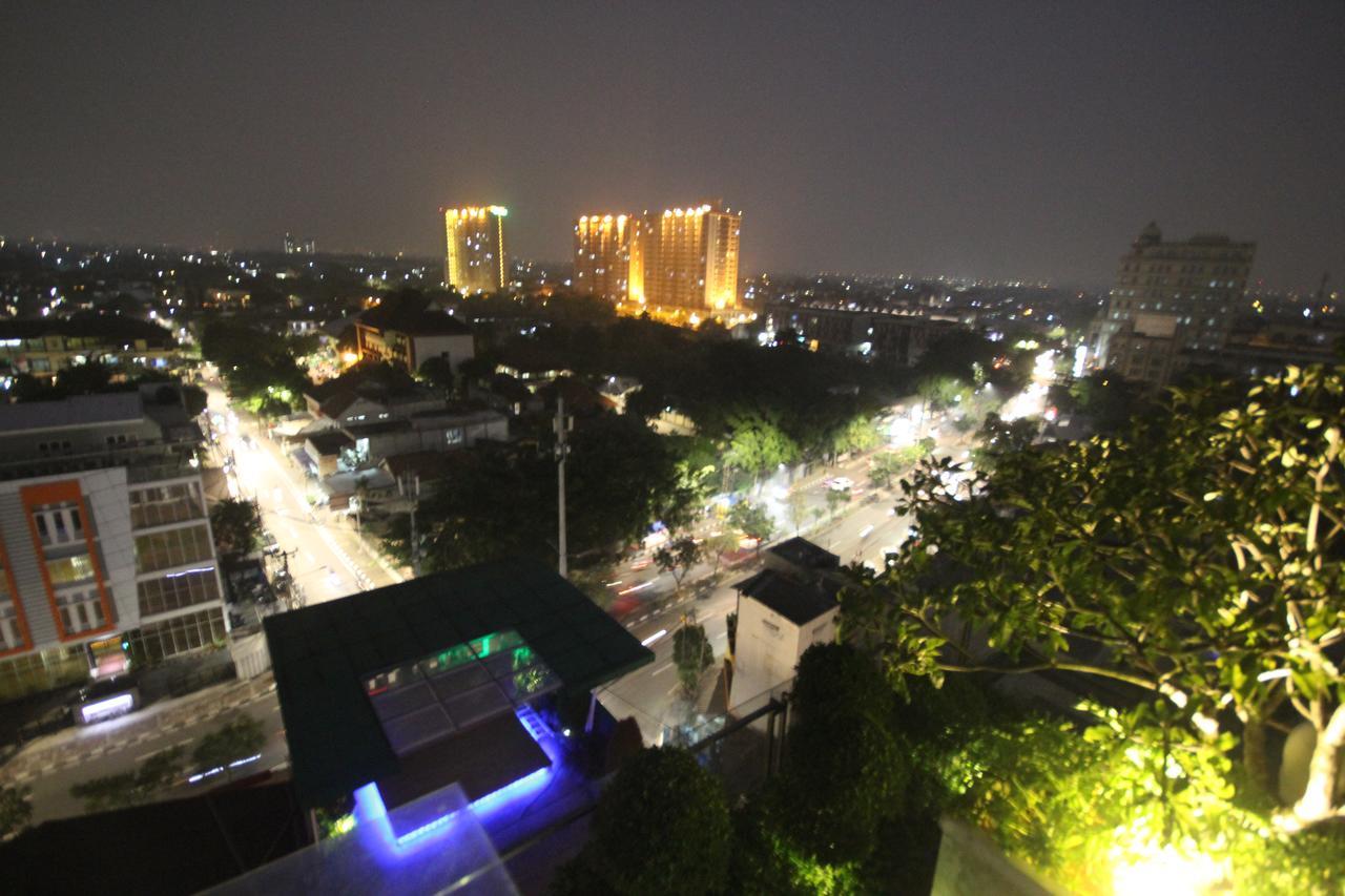 Harvia Suites Kebon Jeruk Jakarta Kültér fotó