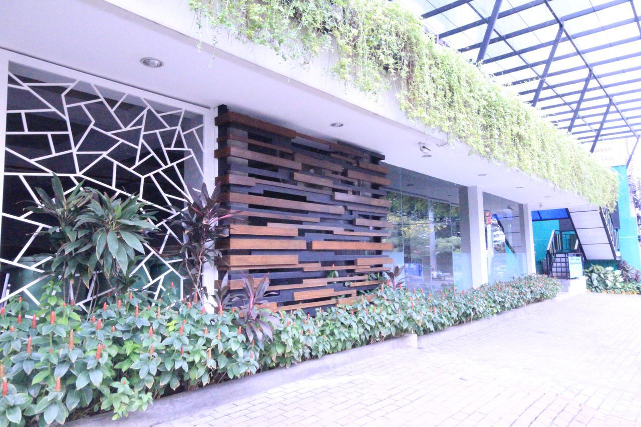 Harvia Suites Kebon Jeruk Jakarta Kültér fotó