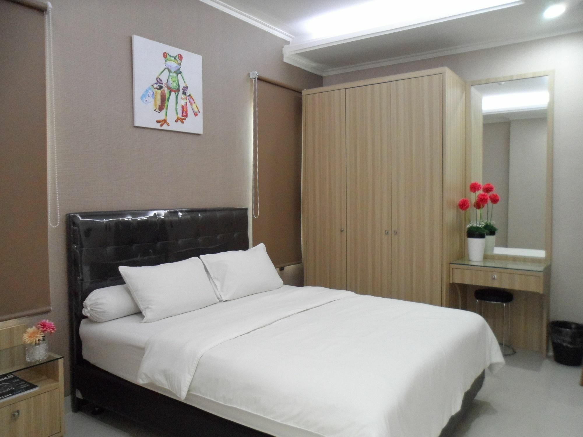 Harvia Suites Kebon Jeruk Jakarta Kültér fotó